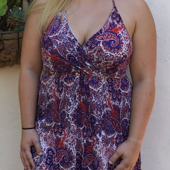 Forever 21 Dresses & Skirts - Forever 21 Plus Floral Maxi Dress